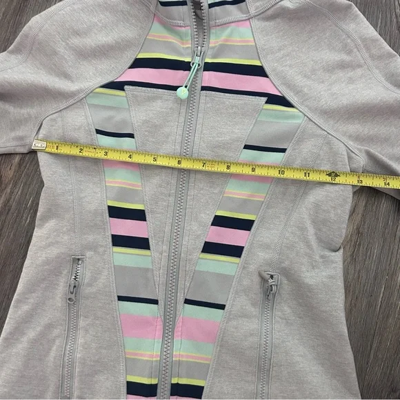 Ivivva Girls Define JacketSize 12